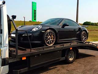 Особенности перевозки автомобиля из Санкт-Петербурга